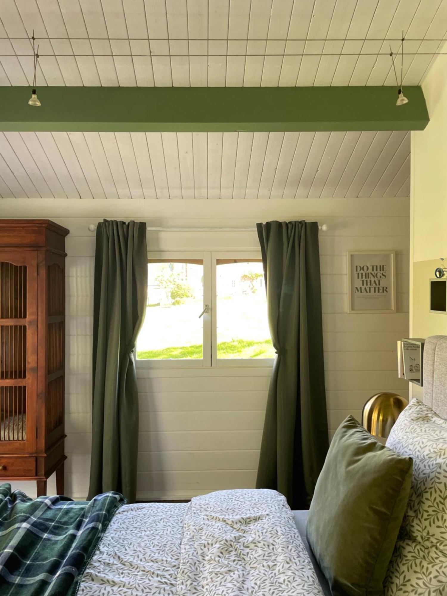 La Paix, Chalet De Charme Dans Le Bocage Normand Condé-sur-Noireau Exterior foto