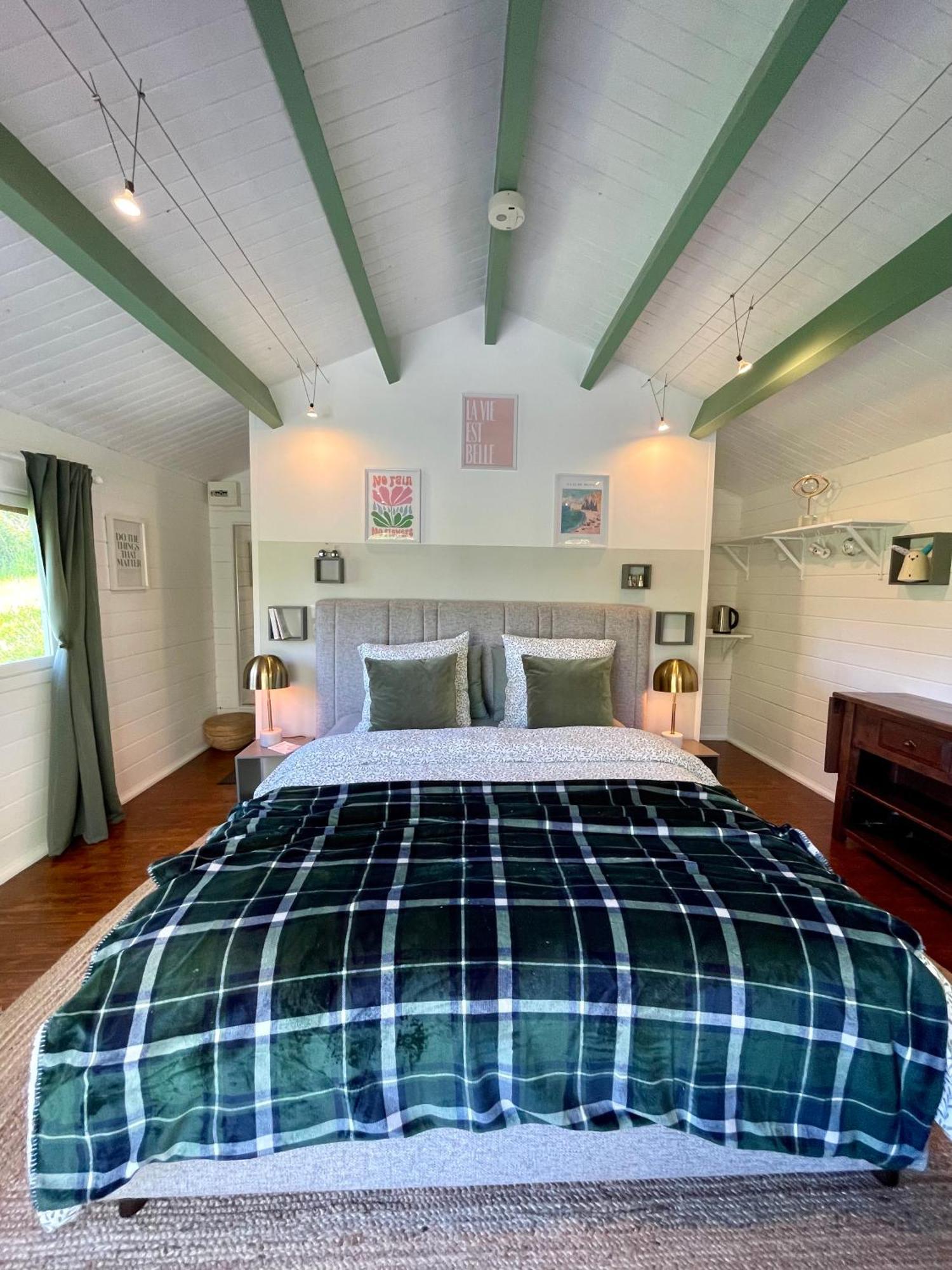 La Paix, Chalet De Charme Dans Le Bocage Normand Condé-sur-Noireau Exterior foto